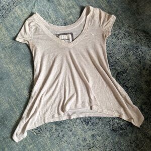 Abercrombie & Fitch - Junior Women’s Y2K XS Beige High Low Top Shirt